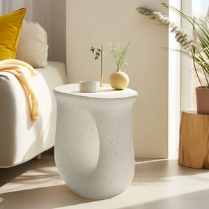 U-shaped Geometric lightweight Side Table