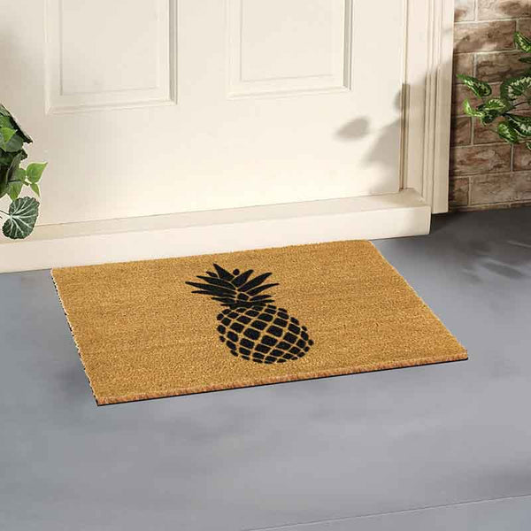 Black Pineapple doormat - The Quirky Home Co