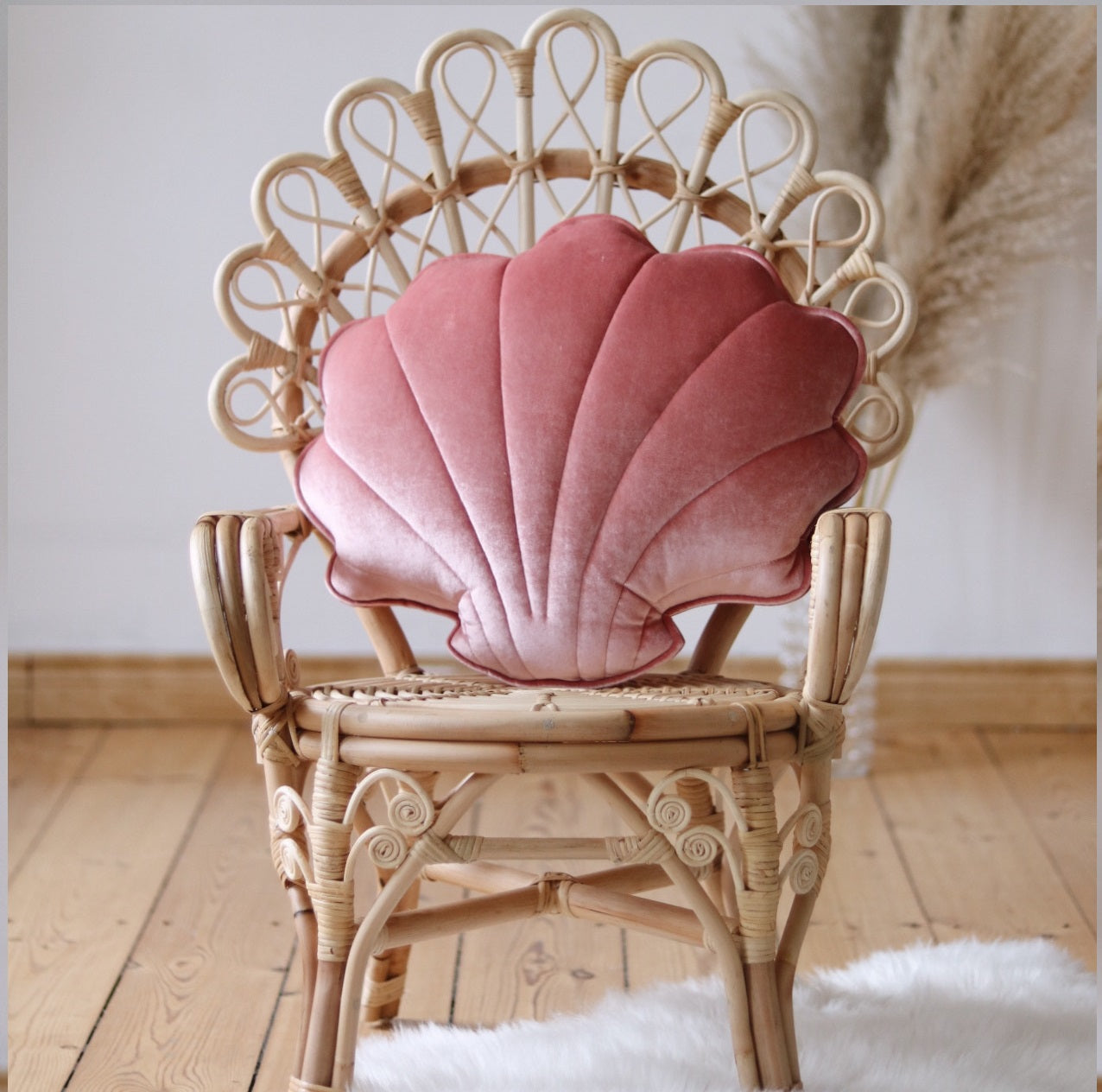 Marsala Pearl Velvet Shell Cushion